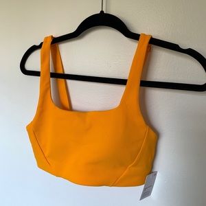 Lululemon bra